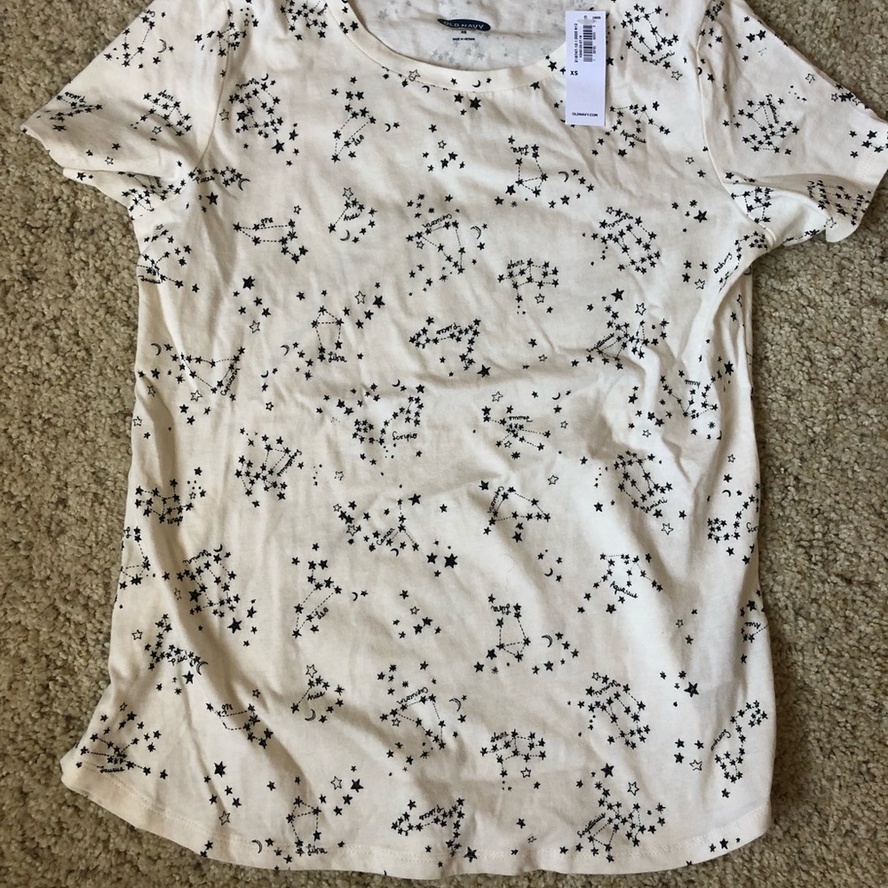 Old Navy Astrology crew neck tee XS NWT